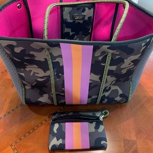 Haute Shore look alike- Camouflage Neoprene Tote bag with pouch - pink NEW